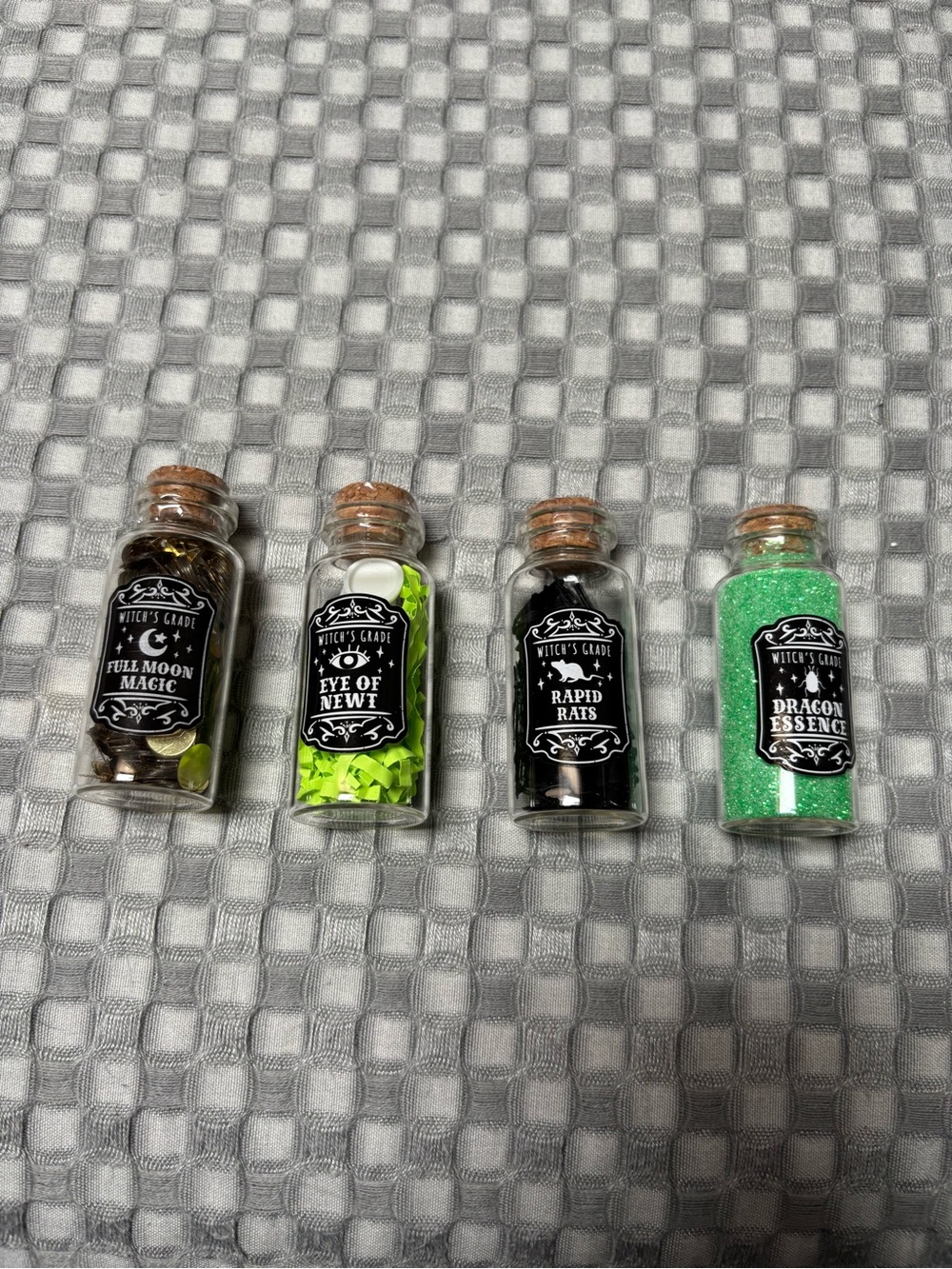 Fun Halloween Witch’s Grade Magic Spell Potions  Vial Set